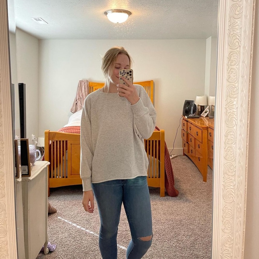 Aerie raw hem crew